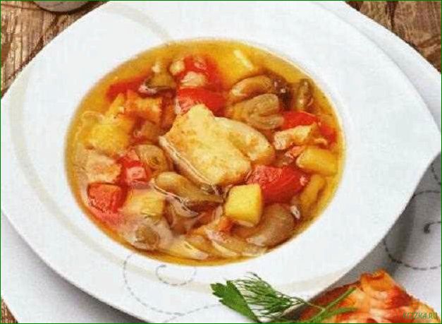 Вкусный рецепт рыбного супа с ароматным беконом