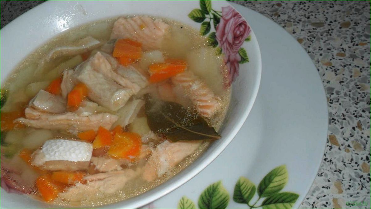 Как правильно солить рыбный суп