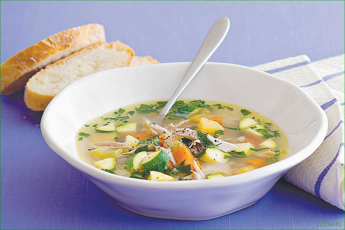 Нежный и ароматный рыбный суп с нежными кусочками куриного мяса