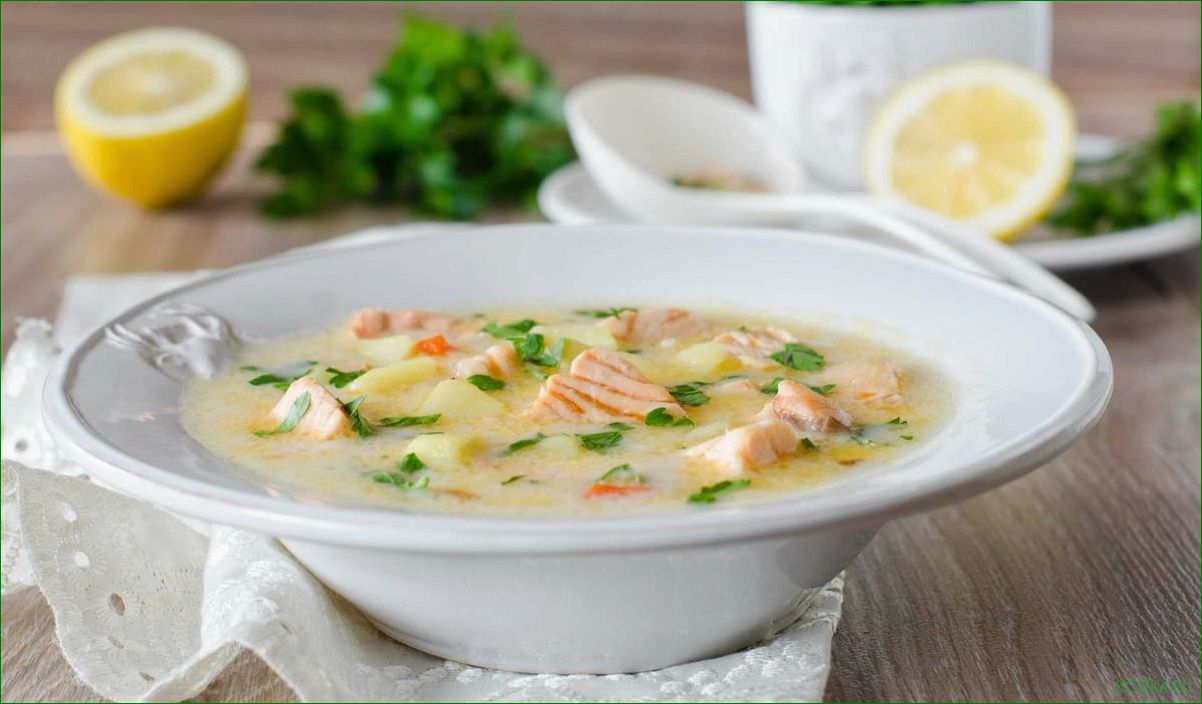(вкусный, питательный, рыбный, добавлением, ароматного) Вкусный и питательный рыбный суп с добавлением ароматного сыра