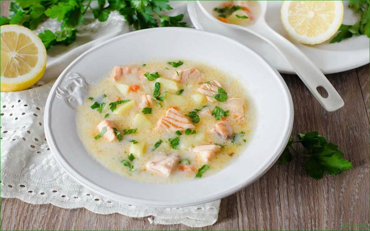 (вкусный, питательный, рыбный, добавлением, ароматного) Вкусный и питательный рыбный суп с добавлением ароматного сыра